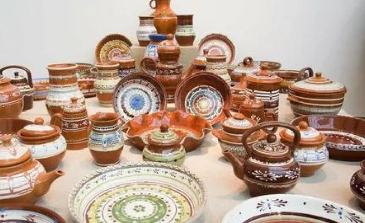  Ceramics from Algarve